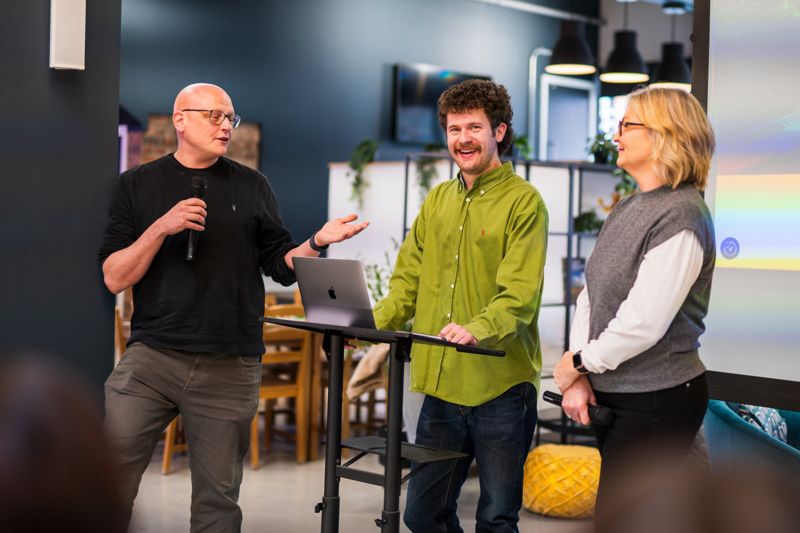 TMC's Digital Team is presenting Hydraulic Online's new website alongside the client